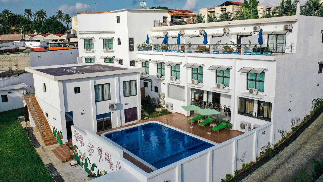 Robert'S Hotel 阿比让 外观 照片